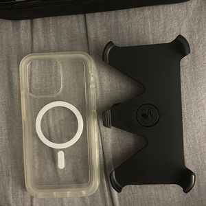 14 promax. Pelican case with belt clip. Iphone 14pro-max